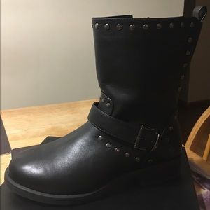 Torrid boots